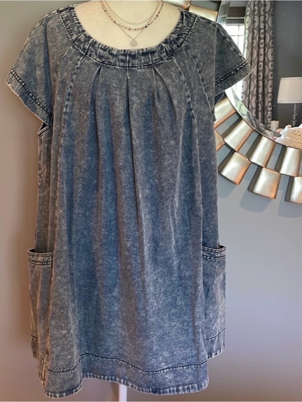 Free Market Acid Wash Short Sleeve Tunic Dress with Pockets - Blue